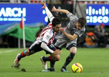 Las Chivas vuelven a tropezar en casa, ahora contra el Monterrey (1-2)