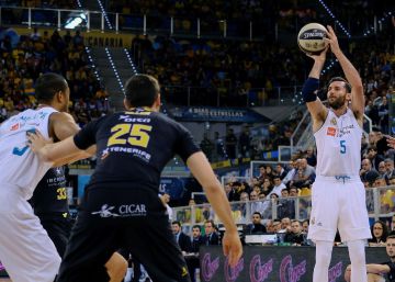 El Real Madrid impone sus galones ante el Iberostar y peleará por su quinta Copa consecutiva
