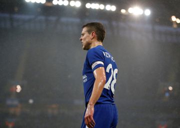 Azpilicueta: “Mi juego no pasa por marcar el terreno con patadas”