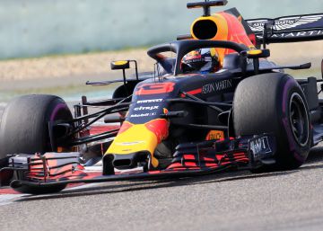 Ricciardo gana el GP de China por delante de Bottas; Alonso remonta y acaba séptimo