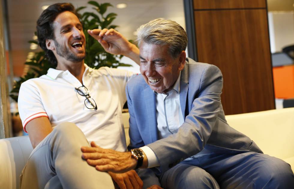 Feliciano y Santana, durante su encuentro.