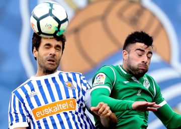 Xabi Prieto y Carlos Martínez se despiden de Anoeta con victoria