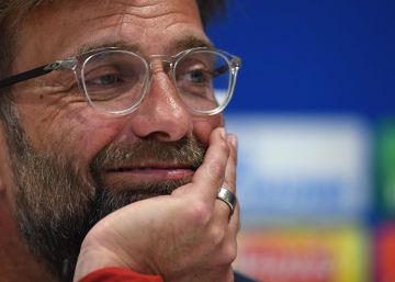 Klopp: “Experimentei a derrota muitas vezes na minha carreira. Mas continuo vivo”