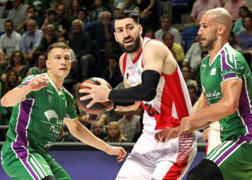 Baskonia arrolla a Unicaja y es el primer semifinalista