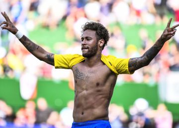 Neymar coge el punto