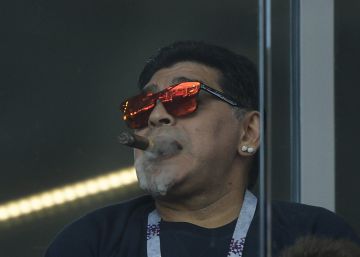 Maradona: “Estamos com graves problemas, a Argentina está mais perto de perder os próximos jogos”