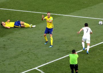 El VAR rescata a Suecia ante una floja Corea