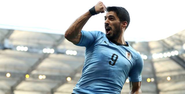 Suárez celebra su gol a Arabia Saudí.
