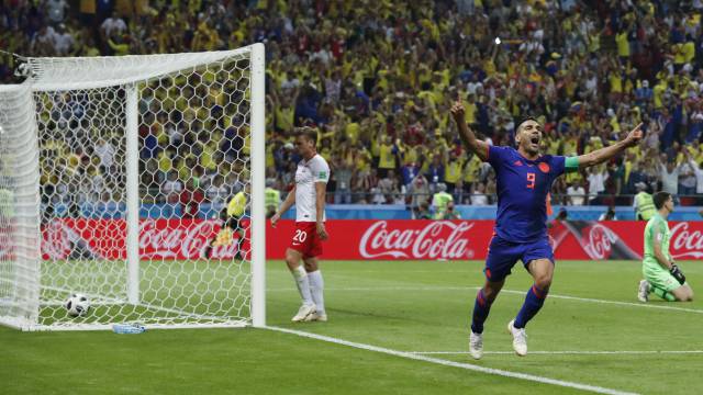 Falcao celebra el segundo gol para Colombia.