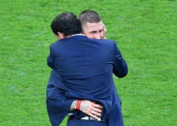 Ni blanca ni blaugrana, la Roja és mestissa