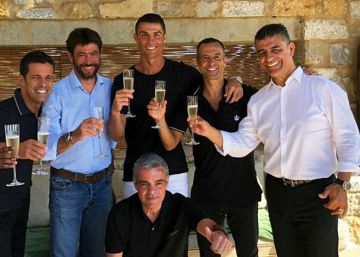 Cristiano se va del Madrid y ficha por la Juventus por 100 millones