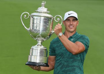 Brooks Koepka resiste a un inmenso Tiger Woods y gana el PGA