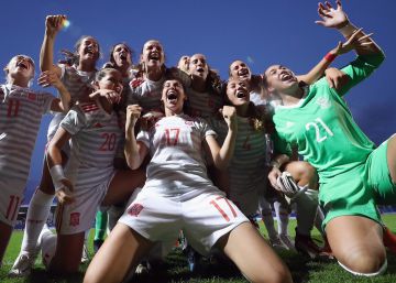 La cantera pone en órbita al fútbol femenino español