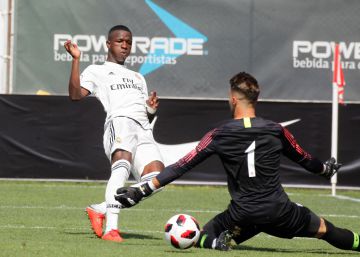 Vinicius Júnior despega en el Castilla con un doblete ante el Atlético