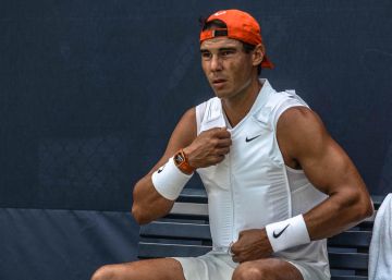 Nadal estrena un chaleco contra el calor