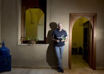 Pepe Mel, el entrenador de élite que escribe novelas