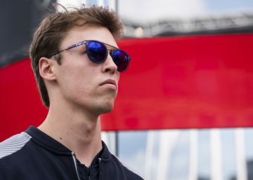 Red Bull se apiada de Kvyat