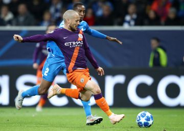 Silva separa del abismo al Manchester City