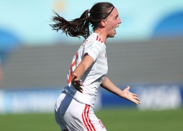 España golea a Corea del Sur en el debut mundialista