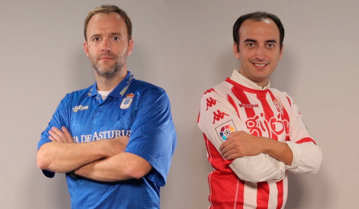Sid Lowe (i) y Antón Meana ante el derbi asturiano.