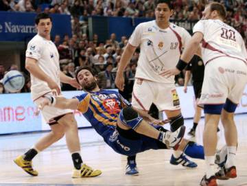 El balonmano sigue en los huesos