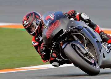 Lorenzo debuta con la Honda y Viñales es el más rápido con el motor de 2019