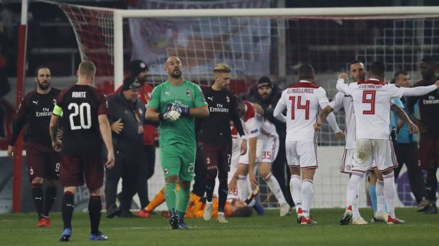 El Olympiacos celebra la victoria sobre el Milan.