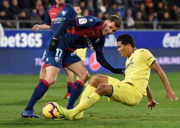 El Huesca choca con Asenjo