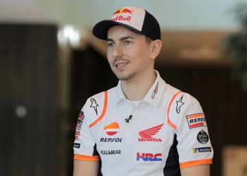 Lorenzo: “Con la Honda me siento más seguro al entrar en las curvas”