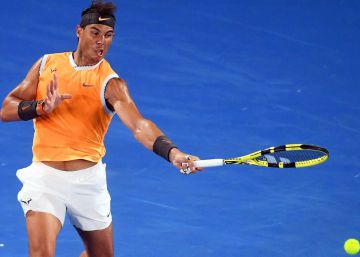 Nadal desenfunda la derecha