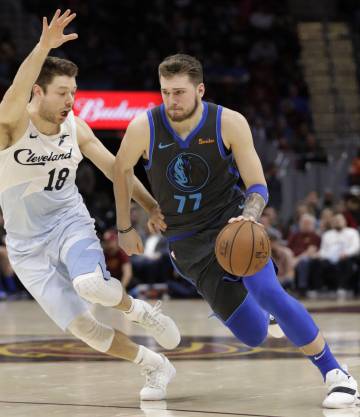 James Harden, con 43 puntos, y Luka Doncic, con 35, se instalan en un nivel superior