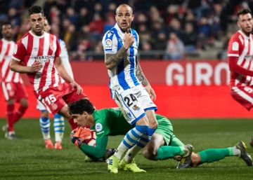El Girona y la Real firman un empate de bostezo