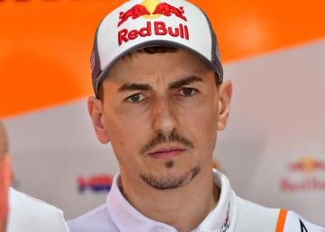 Lorenzo corrió en Qatar con una costilla rota tras caerse el sábado