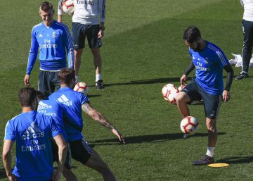 A Isco se le abre el cielo