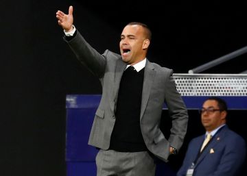 El entrenador de Venezuela denuncia la “politización lamentable” de la selección