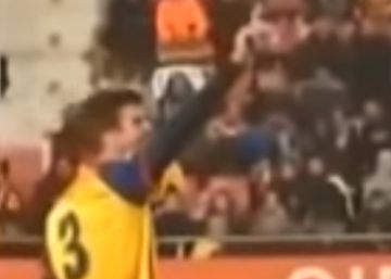 Piqué fa callar els que insulten Espanya
