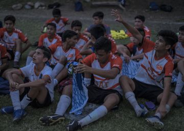 Un futbolista más, un sicario menos
