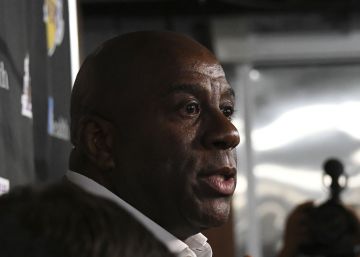 Magic Johnson dimite como presidente de Los Angeles Lakers tras una temporada desastrosa