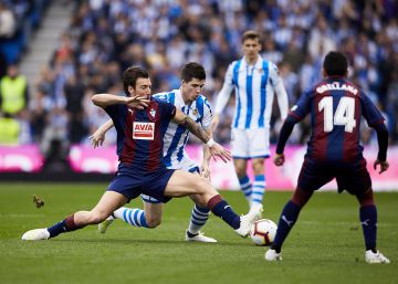 El Eibar rasca un empate de su asedio a la Real en Anoeta