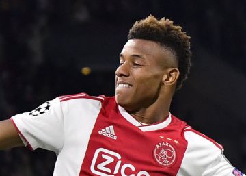 Neres ataca el vacío que deja Chiellini