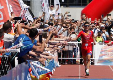 Gómez Noya, oro en el Mundial de larga distancia