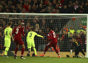El Barça arde en la pira de Anfield