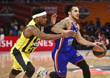 Larkin arrolla a Obradovic