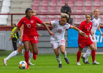España enseña su versión más aburrida ante Canadá (0-0)