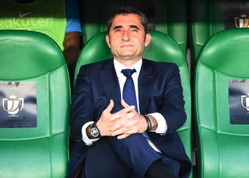 El Barça oficia el seu propi final de cicle