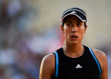 Muguruza no escapa del bache