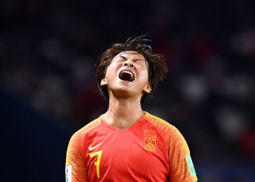 Wang Shuang, la futbolista que se atrevió a salir de China