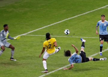 Uruguay muestra músculo ante Ecuador