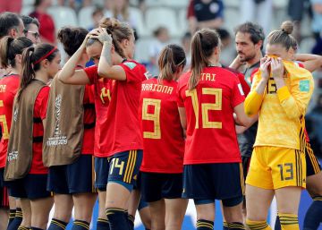 España se va por la puerta grande
