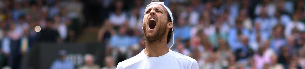 Sousa se lamenta durante el partido contra Nadal.